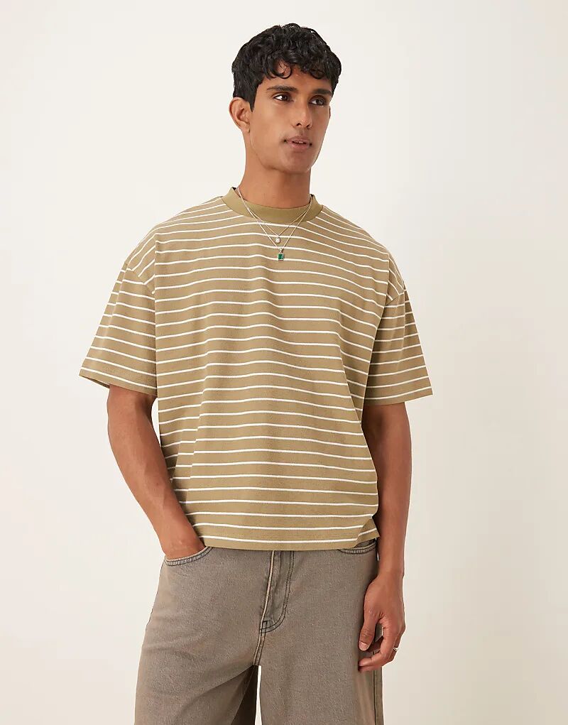 Футболка свободного кроя ASOS DESIGN в фактурную полоску цвета хаки
Футболка свободного кроя ASOS DESIGN в фактурную полоску цвета хаки