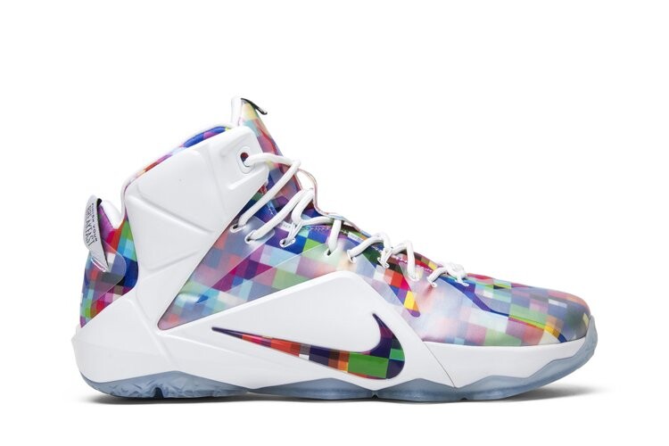 Кроссовки Nike LeBron 12 EXT 'Prism', белый
Кроссовки Nike LeBron 12 EXT 'Prism', белый