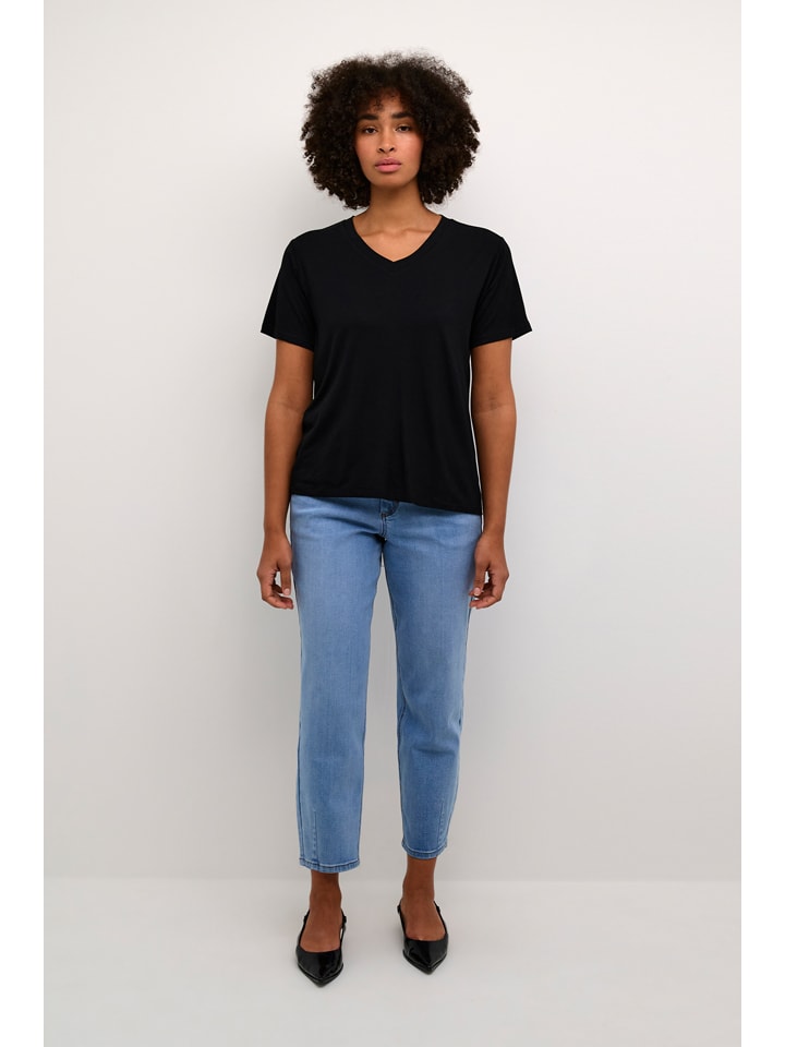 Черная рубашка Kaffe
Черная рубашка Kaffe