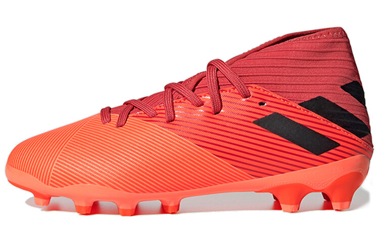 Детские футбольные бутсы Adidas Nemeziz Kids, оранжевый
Детские футбольные бутсы Adidas Nemeziz Kids, оранжевый