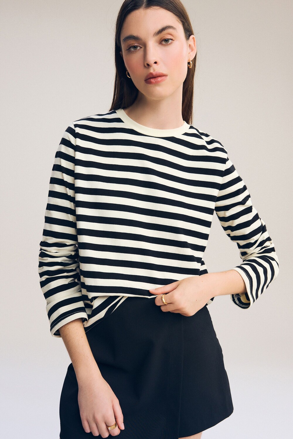 Плотная футболка с длинными рукавами Next, черный
Плотная футболка с длинными рукавами Next, черный