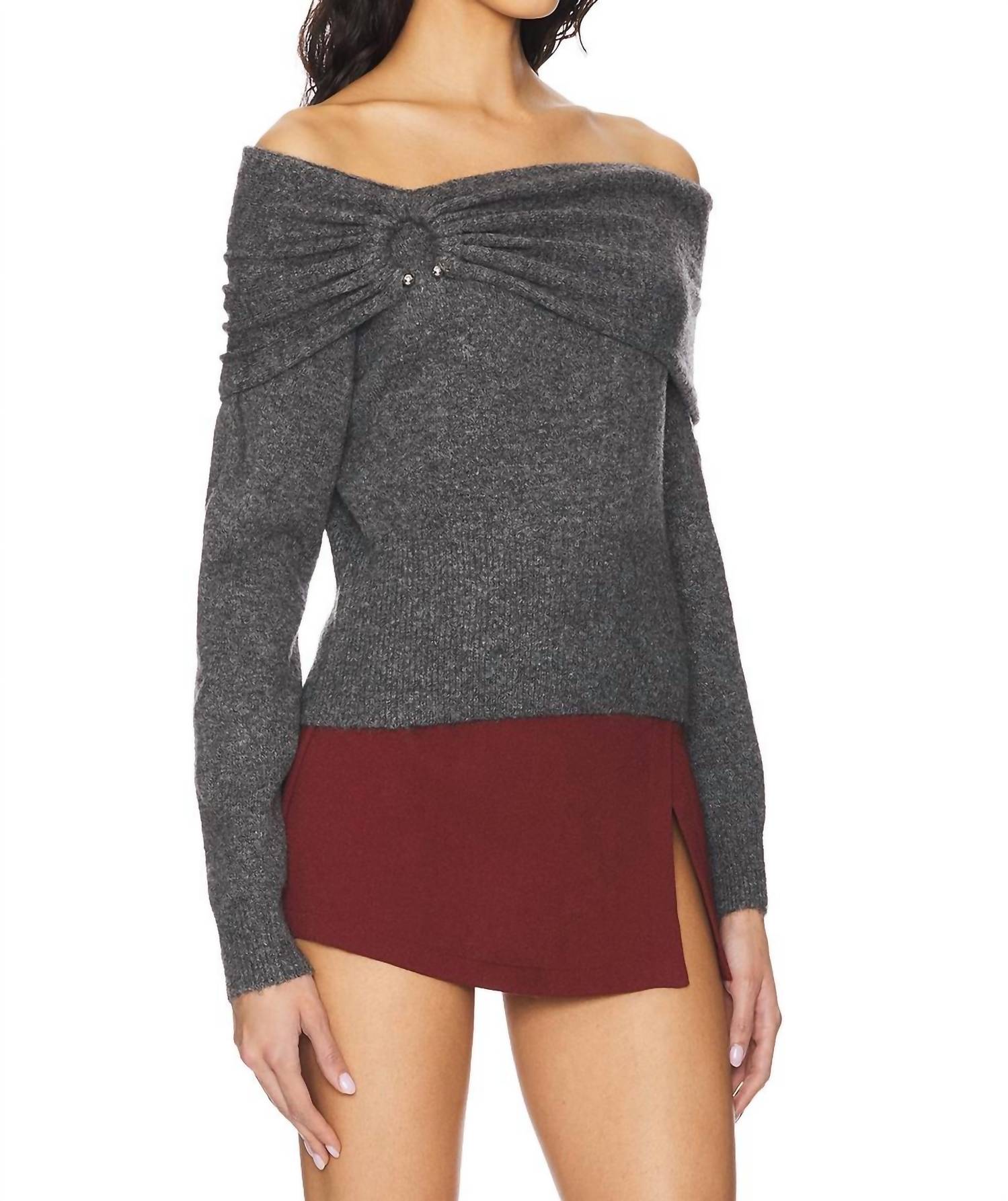 Свитер Wylie цвета древесного угля ASTR, цвет charcoal
Свитер Wylie цвета древесного угля ASTR, цвет charcoal