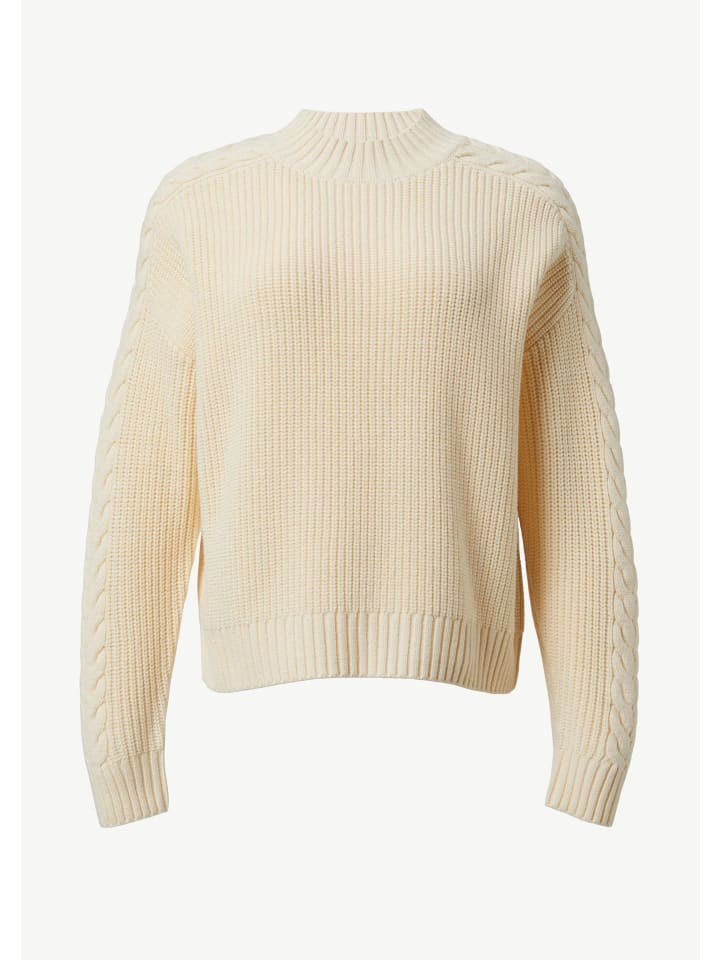 Вязаный свитер в цвете 0770_cream comma
Вязаный свитер в цвете 0770_cream comma