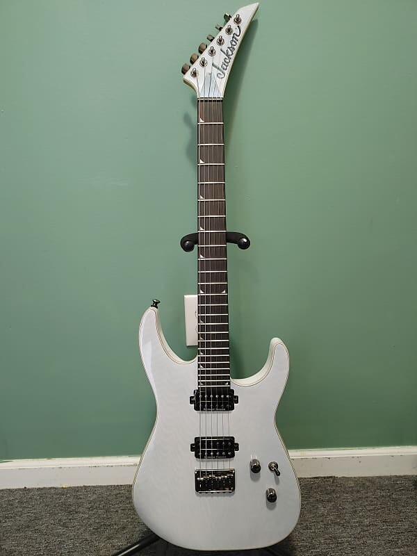 Электрогитара Jackson Pro Series SL2A MAH HT Soloist 2021 - Present - Unicorn White
Электрогитара Jackson Pro Series SL2A MAH HT Soloist 2021 - Present - Unicorn White