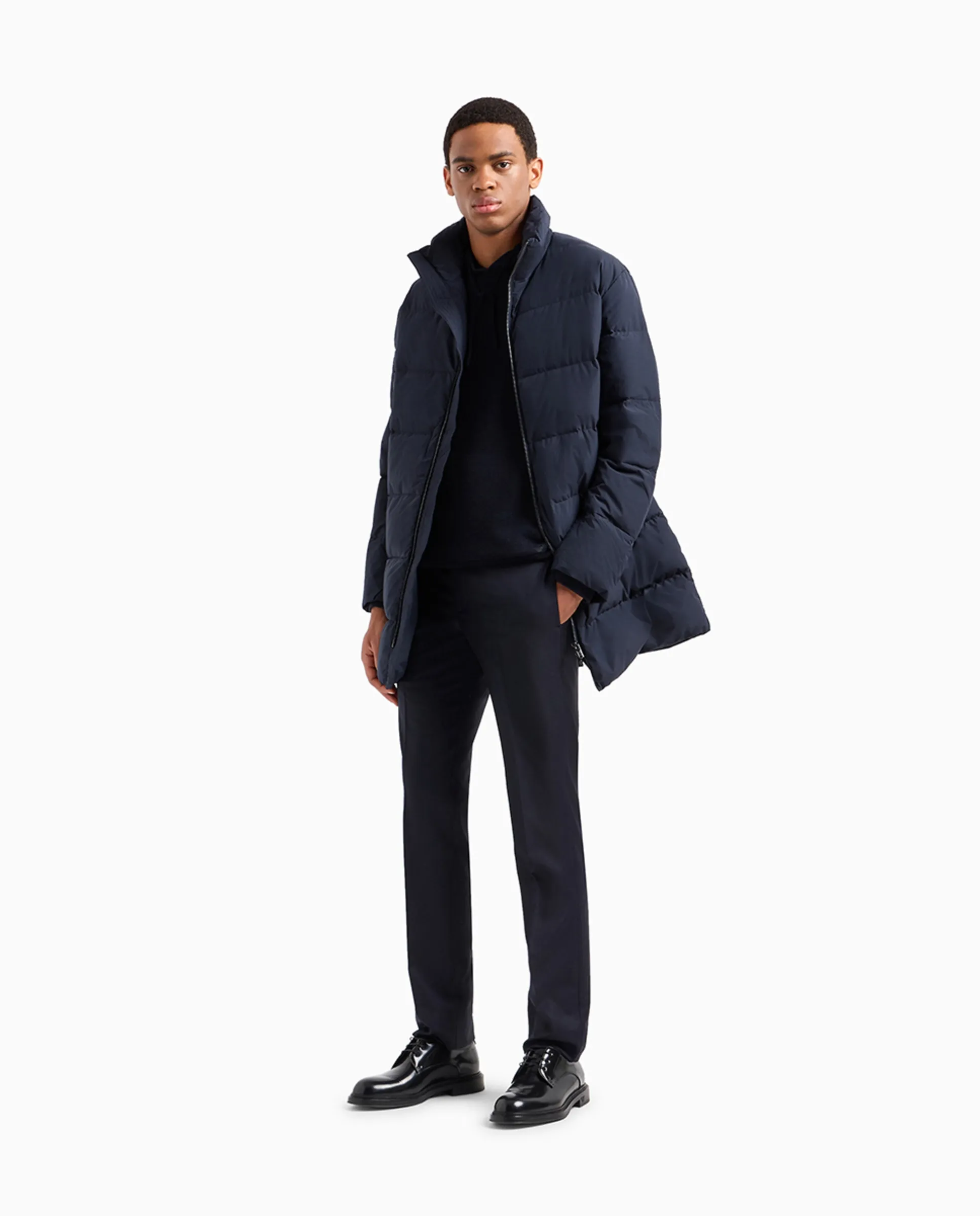 Пуховик мужской синий гусиное перо Emporio Armani, темно-синий
Пуховик мужской синий гусиное перо Emporio Armani, темно-синий