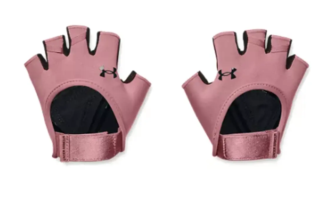 Женские розовые перчатки Under Armour
Женские розовые перчатки Under Armour