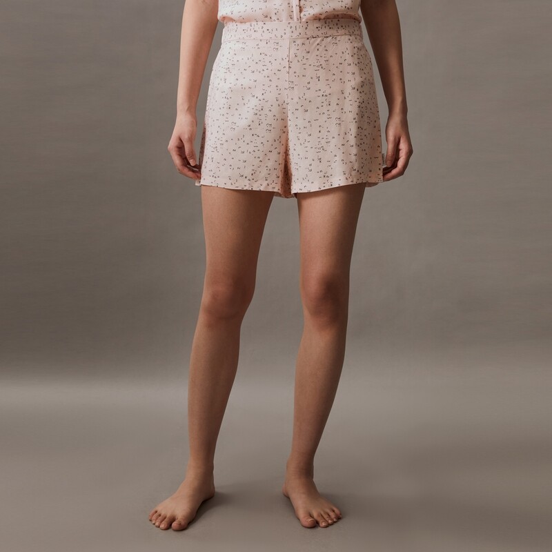 Шорты пижамные женские Calvin Klein с полуэластичной резинкой, пурпурный
Шорты пижамные женские Calvin Klein с полуэластичной резинкой, пурпурный