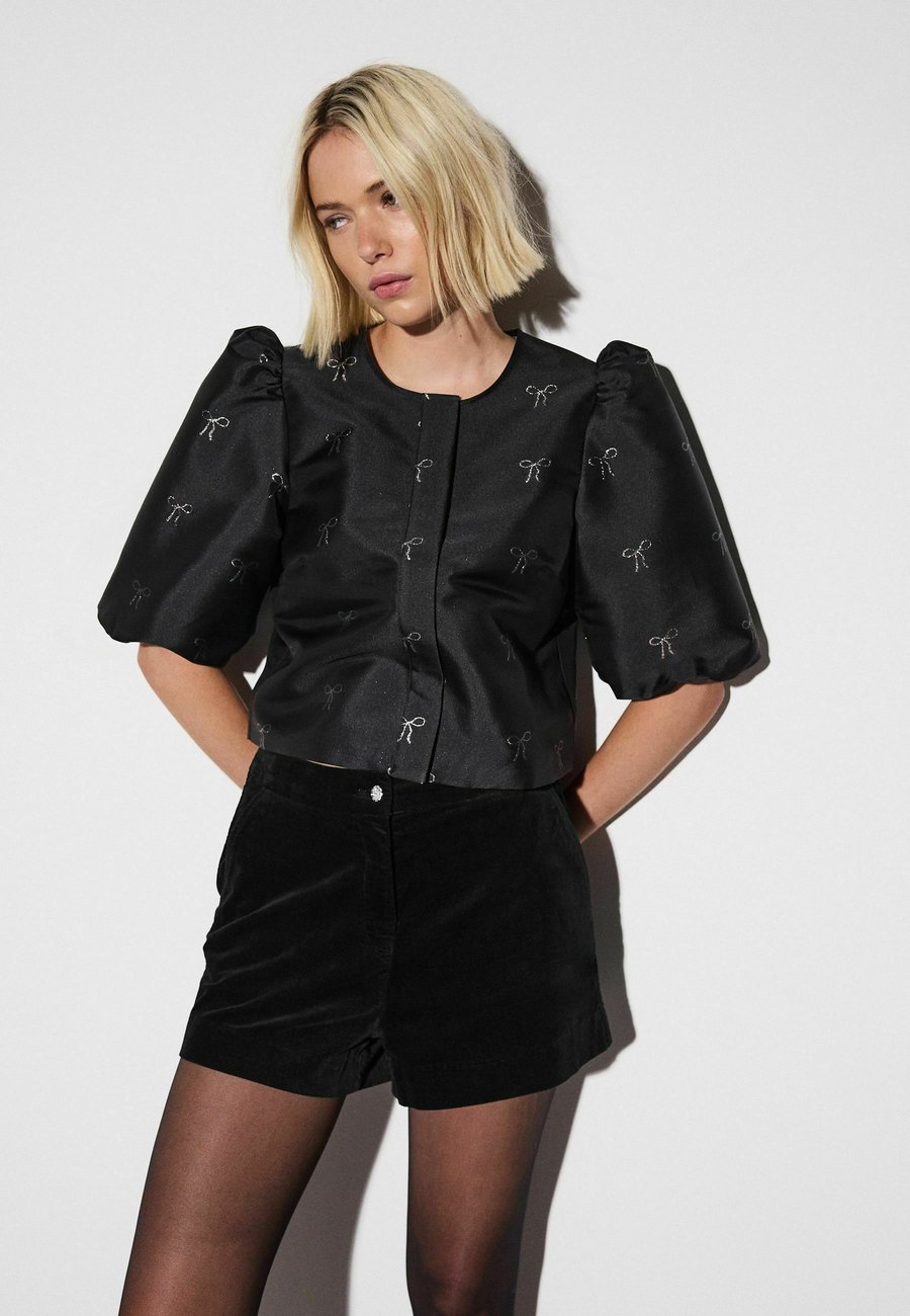 Шорты Next REGULAR FIT, Black
Шорты Next REGULAR FIT, Black