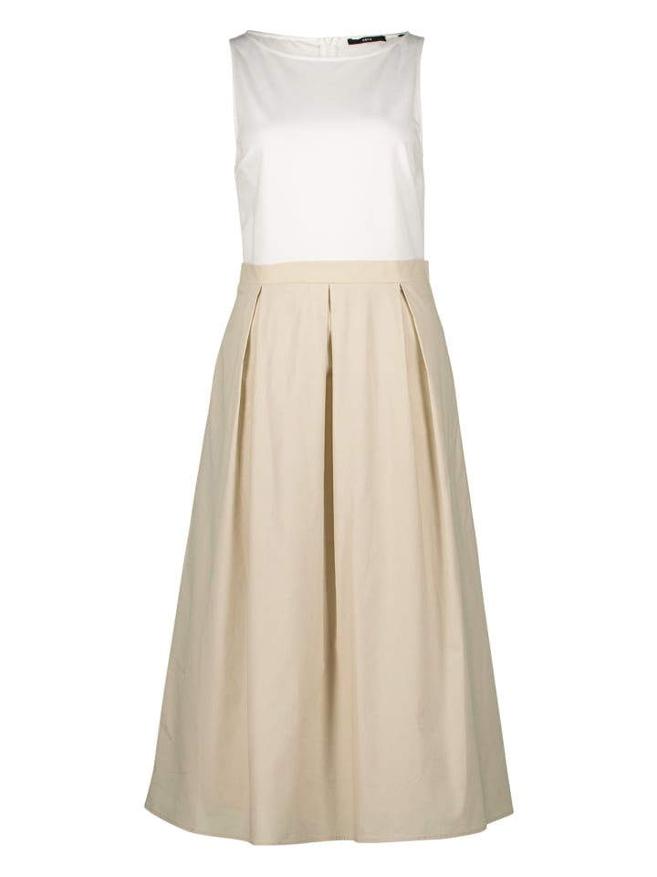 Длинное платье Zero
Длинное платье Zero