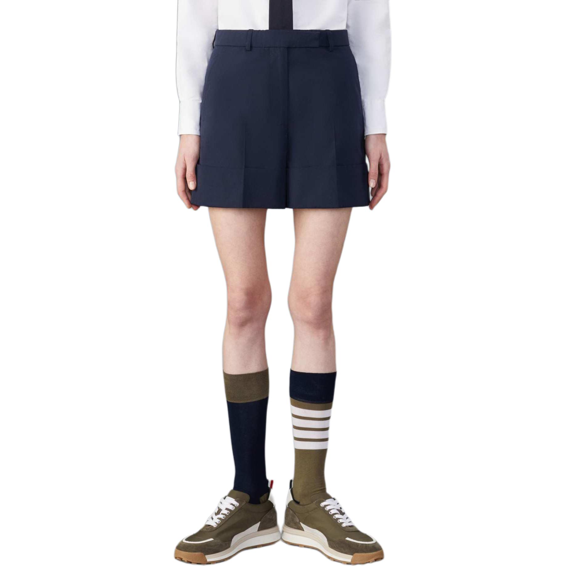 Шорты зауженные 4 Bar tab THOM BROWNE, синий
Шорты зауженные 4 Bar tab THOM BROWNE, синий