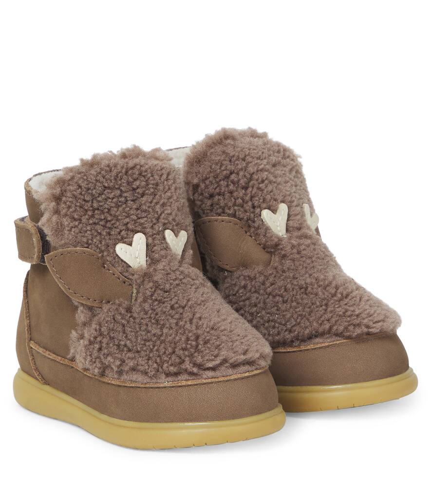 Вышитые ботиночки Baby Roumi Donsje, Hazelnut Curly Faux Fur
Вышитые ботиночки Baby Roumi Donsje, Hazelnut Curly Faux Fur