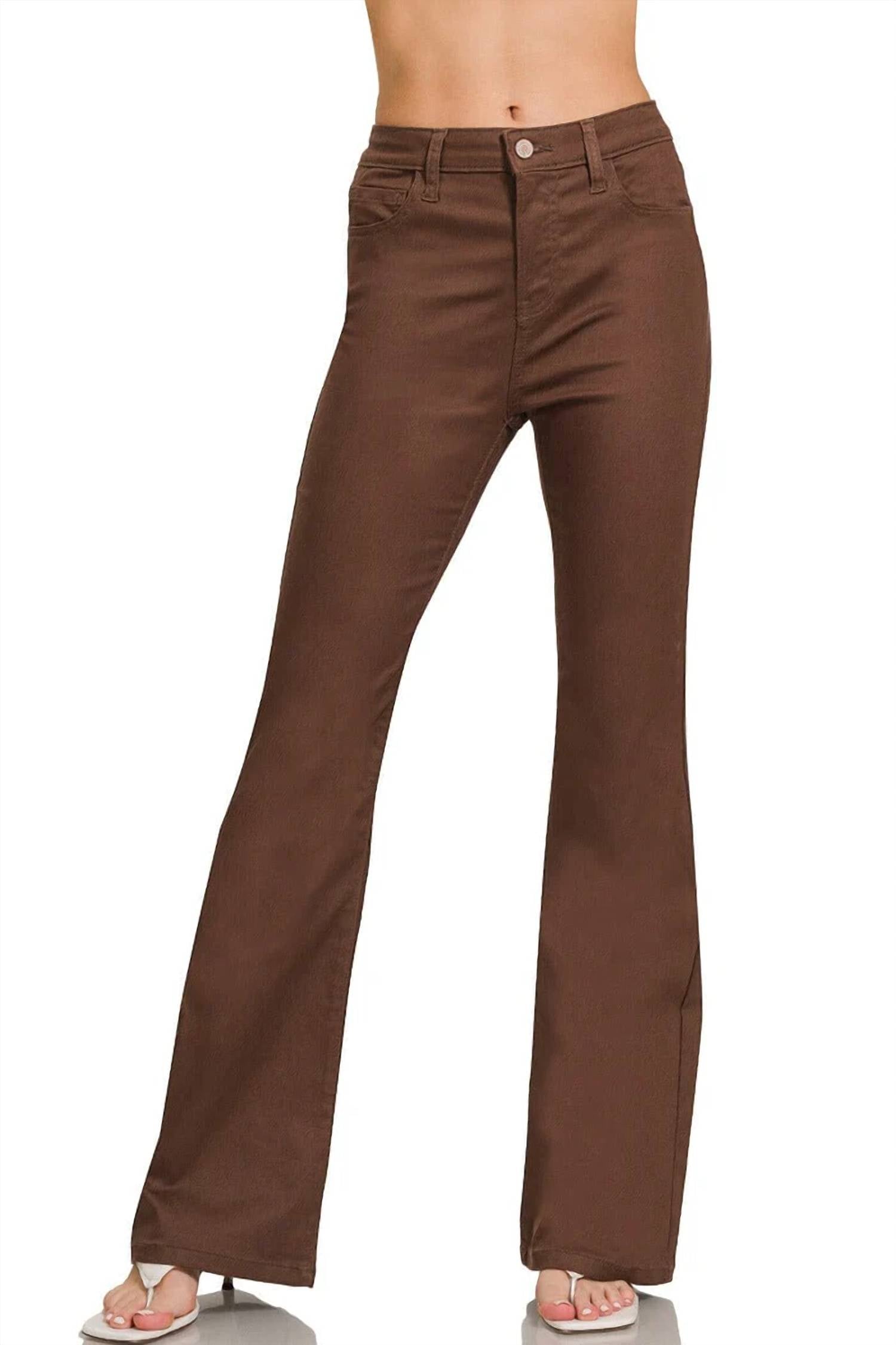 Высокие расклешенные джинсы в коричневом цвете ZENANA
Высокие расклешенные джинсы в коричневом цвете ZENANA