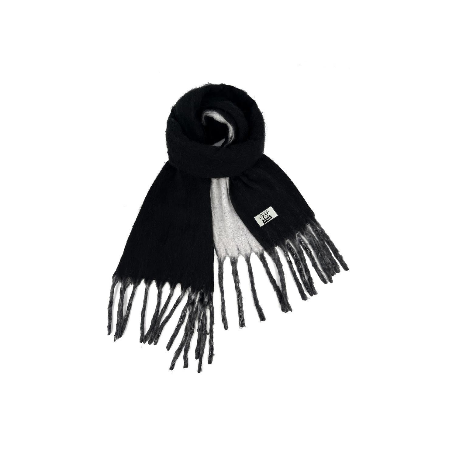 Disney Полиэстеровый вязаный шарф унисекс, Black White
Disney Полиэстеровый вязаный шарф унисекс, Black White