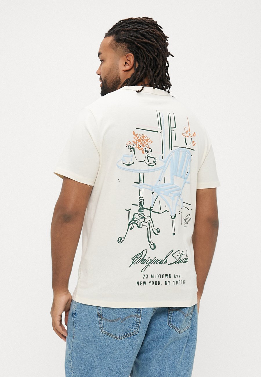 Футболка Jack & Jones JORBEDFORD SKETCHED TEE, Antique White/White, Белый, Футболка Jack & Jones JORBEDFORD SKETCHED TEE, Antique White/White
Футболка Jack & Jones JORBEDFORD SKETCHED TEE, Antique White/White, Белый, Футболка Jack & Jones JORBEDFORD SKETCHED TEE, Antique White/White