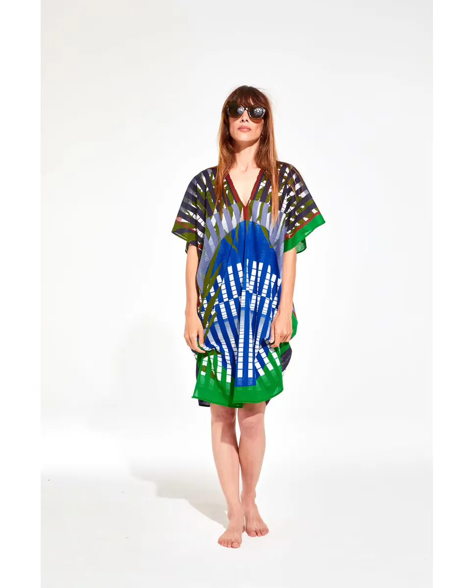 Кафтан пастельными тонами Elia Namibie Mapoesie, темно-зеленый
Кафтан пастельными тонами Elia Namibie Mapoesie, темно-зеленый