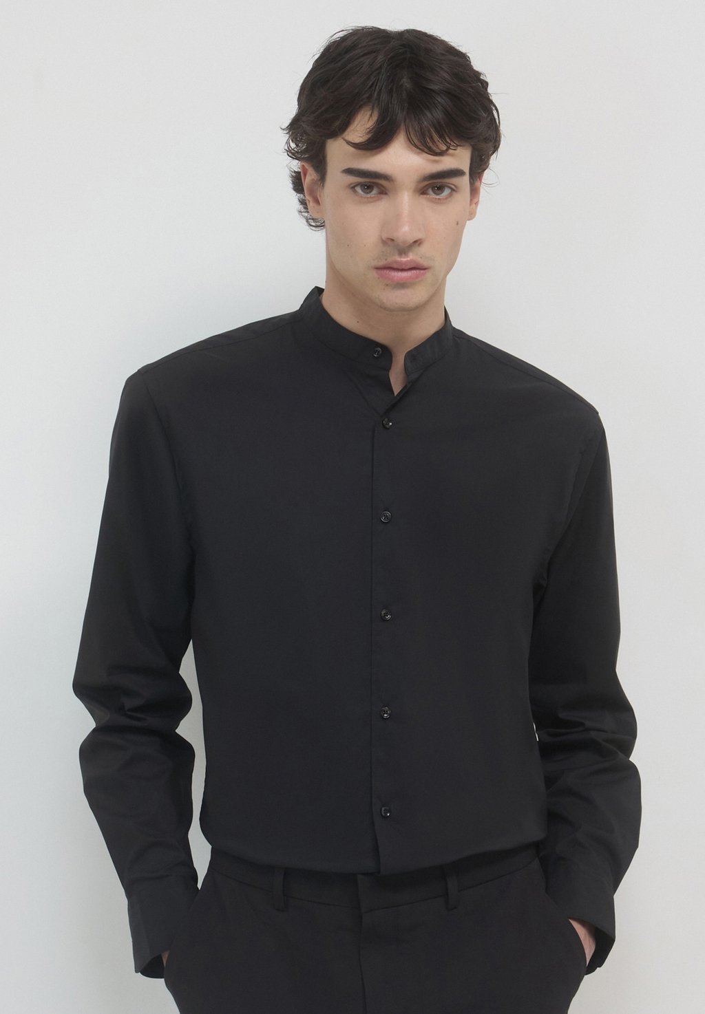 Рубашка COREANA Calliope, черный
Рубашка COREANA Calliope, черный