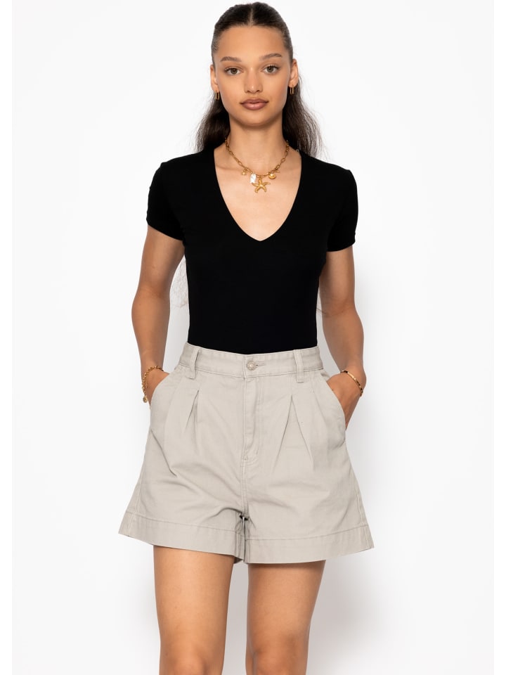 Тканевые шорты SASSYCLASSY
Тканевые шорты SASSYCLASSY