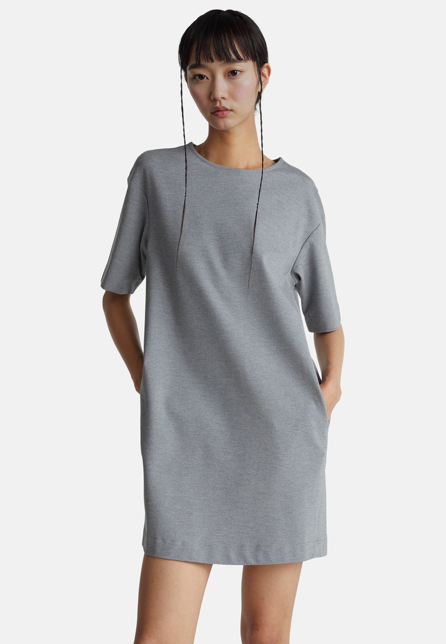 Платье United Colors of Benetton SOFT , Grey
Платье United Colors of Benetton SOFT , Grey