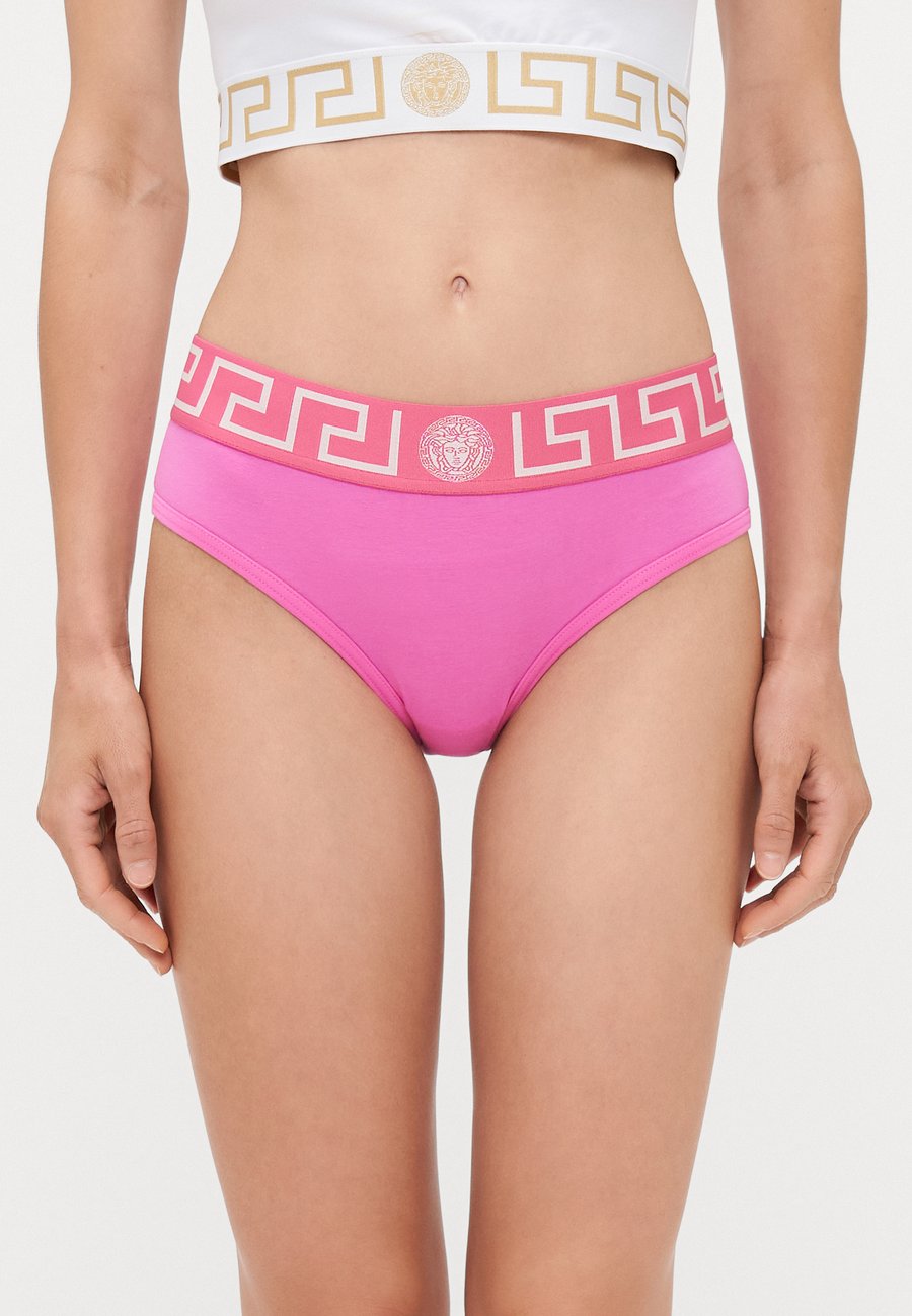 Брифы Versace UNDERWEAR TOPEKA NEW LOGO, Dragon Fruit/Pink
Брифы Versace UNDERWEAR TOPEKA NEW LOGO, Dragon Fruit/Pink