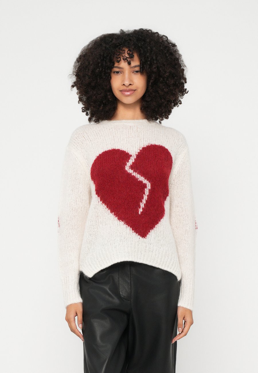 Джемпер AllSaints LUVHEART CREW, Ecru White/Red/Off-White
Джемпер AllSaints LUVHEART CREW, Ecru White/Red/Off-White