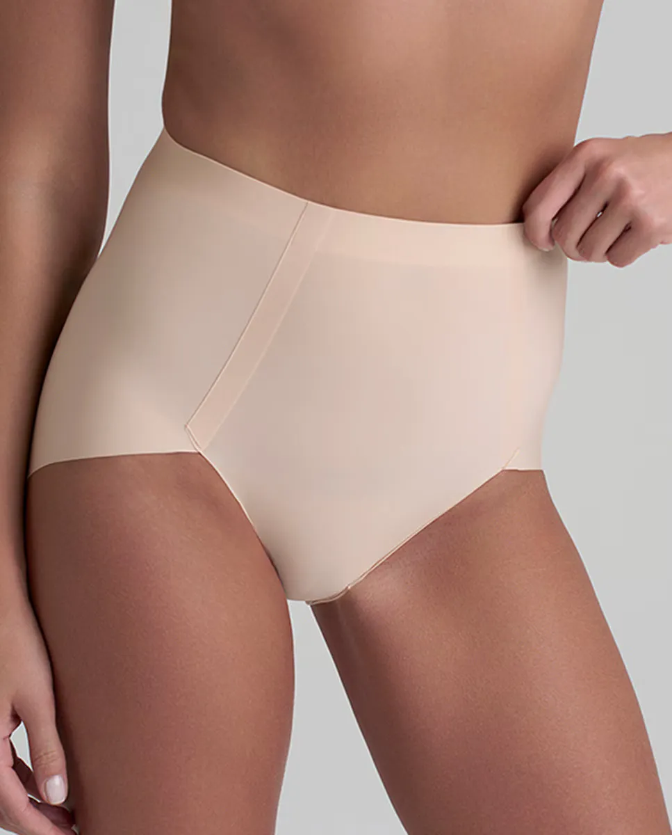 Набор из двух утягивающих трусиков средней посадки невидимок Bye Bra, бежевый
Набор из двух утягивающих трусиков средней посадки невидимок Bye Bra, бежевый