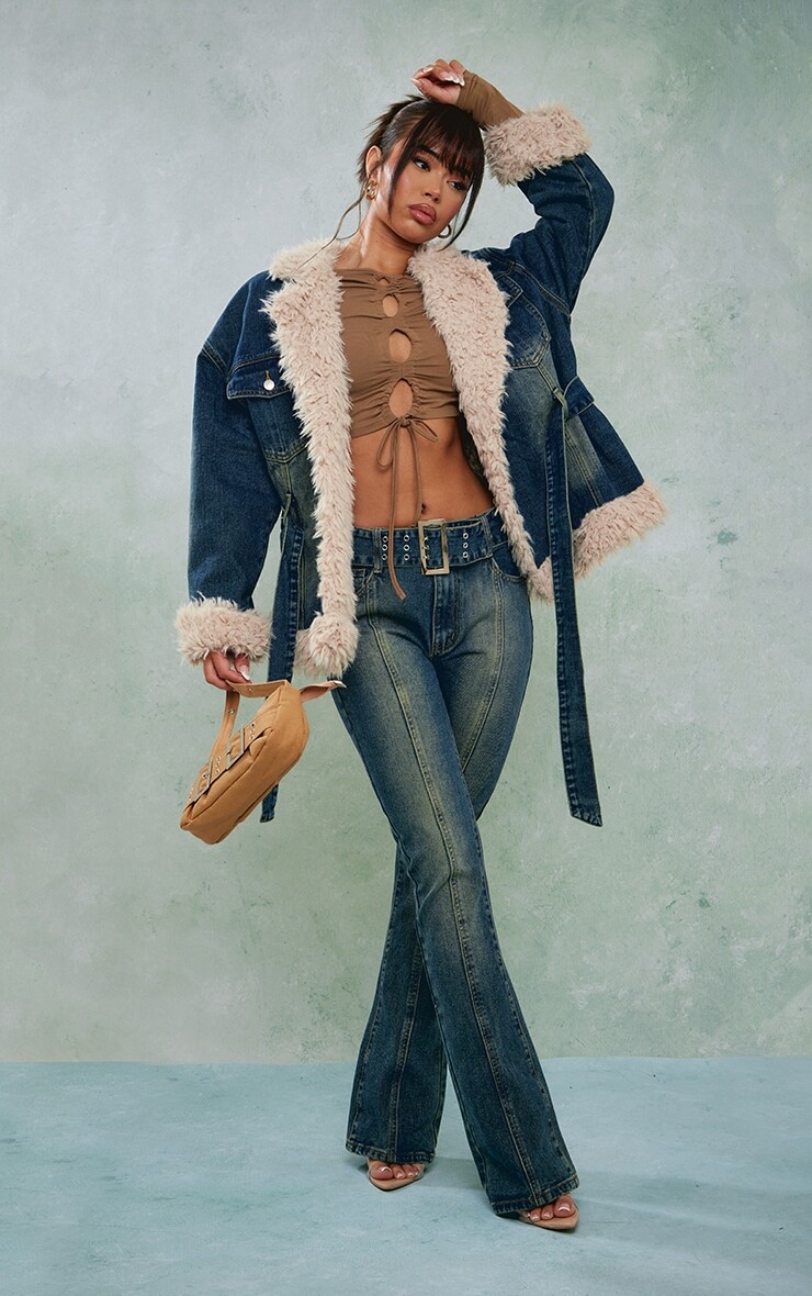 PrettyLittleThing Расклешенные джинсы с поясом и швом спереди Indigo Vintage Wash 
PrettyLittleThing Расклешенные джинсы с поясом и швом спереди Indigo Vintage Wash