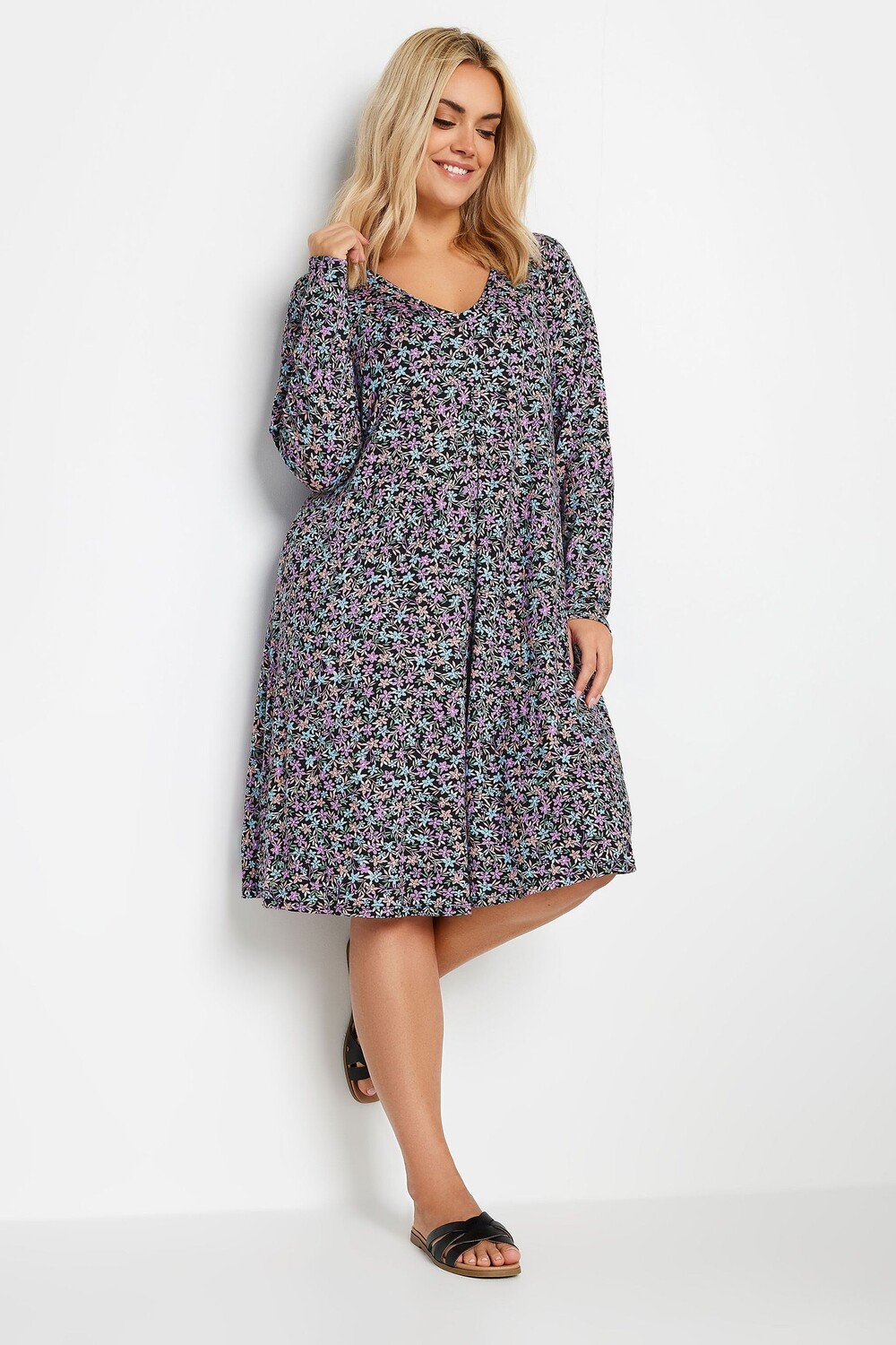 Короткое платье со складками спереди Yours, черный
Короткое платье со складками спереди Yours, черный