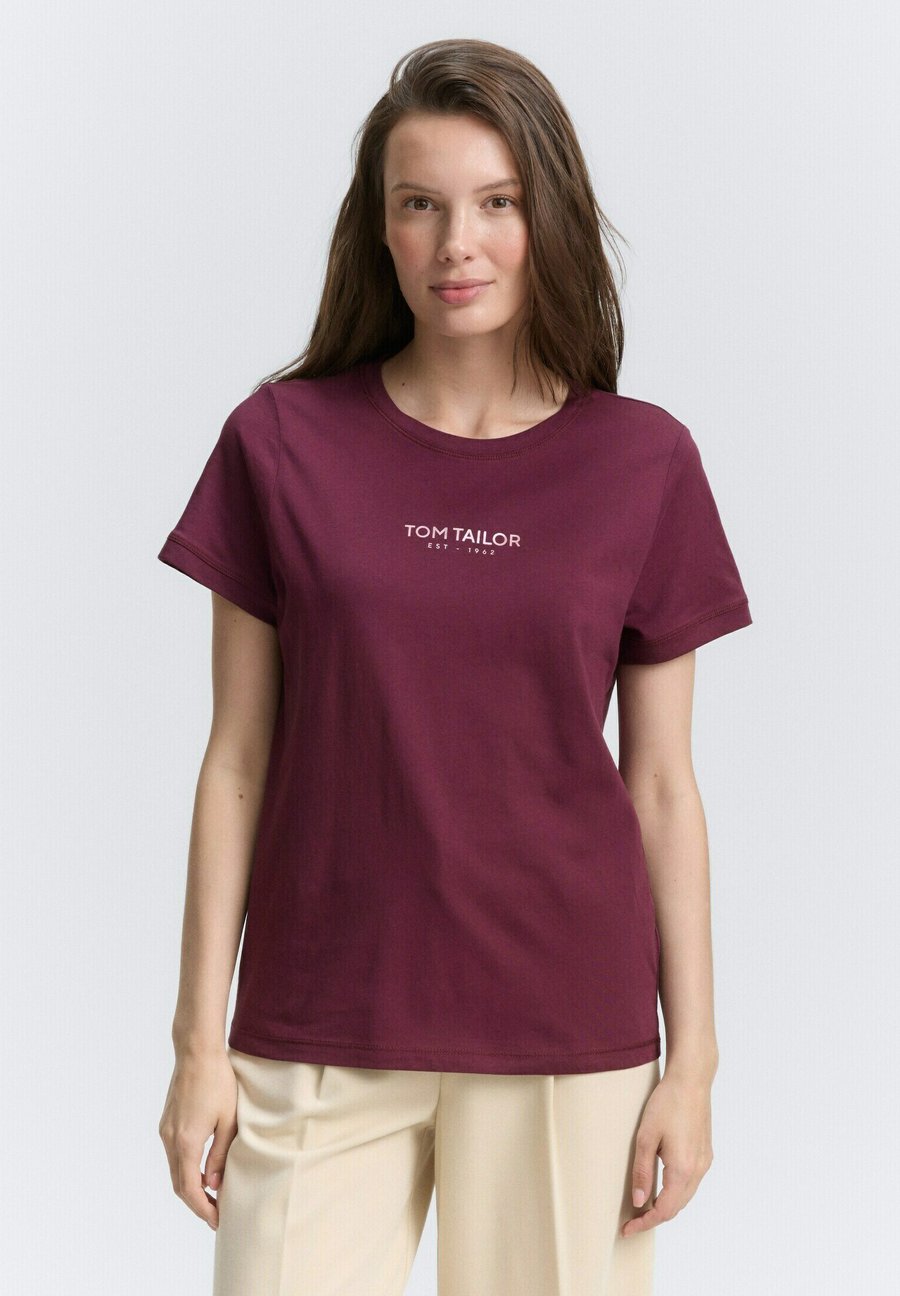 Футболка TOM TAILOR MIT LOGO, Bordeaux/Red/Bordeaux
Футболка TOM TAILOR MIT LOGO, Bordeaux/Red/Bordeaux
