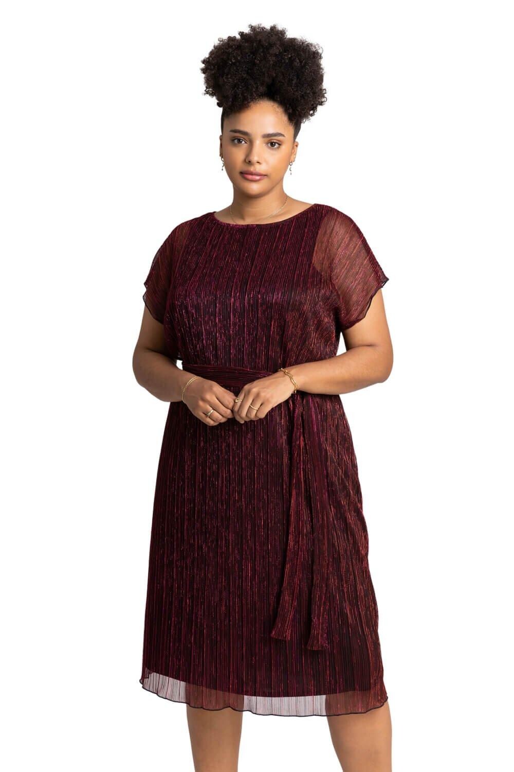 Плиссированное платье миди Curve с эффектом металлик Roman, красный
Плиссированное платье миди Curve с эффектом металлик Roman, красный