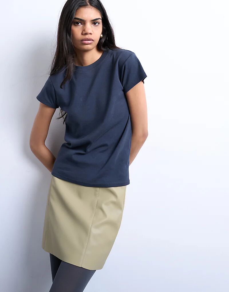 Мини-юбка Topshop из искусственной кожи цвета шалфея
Мини-юбка Topshop из искусственной кожи цвета шалфея