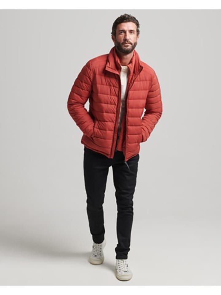 Демисезонная куртка Superdry
Демисезонная куртка Superdry