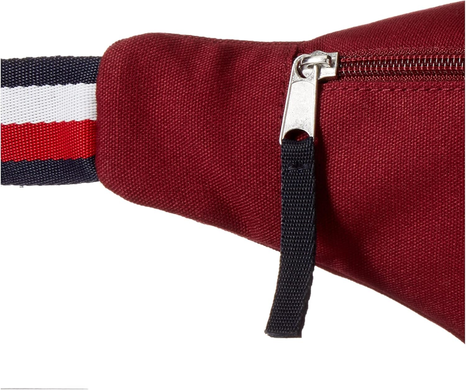 Мужская поясная сумка Tommy Hilfiger Signature
Мужская поясная сумка Tommy Hilfiger Signature