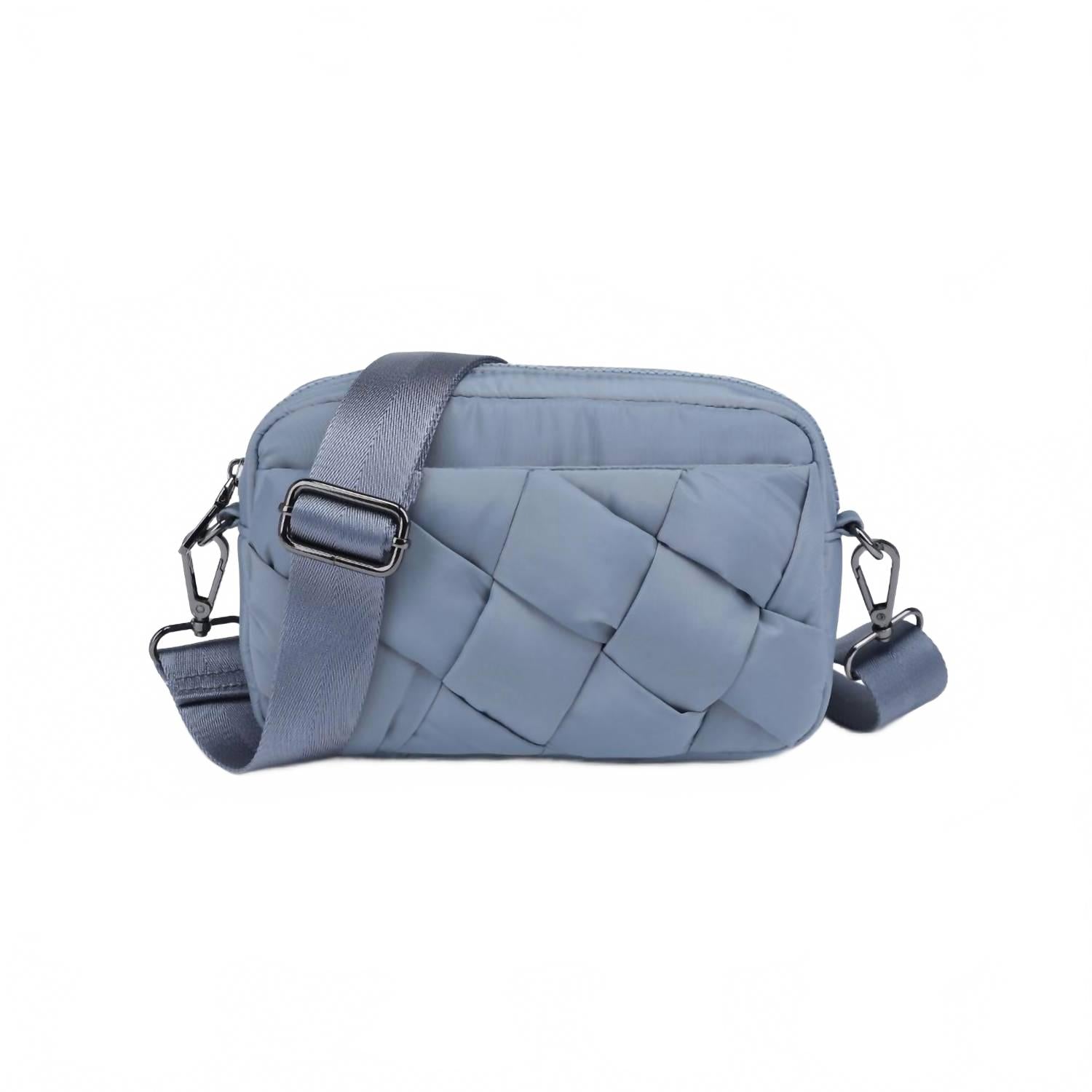 SOL and SELENE Женская сумка через плечо Inspiration из плетеного нейлона, цвет «Сланец небесный»
SOL and SELENE Женская сумка через плечо Inspiration из плетеного нейлона, цвет «Сланец небесный»