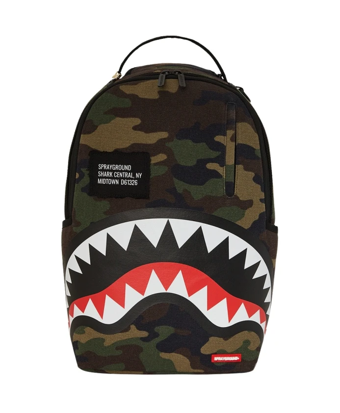 Городской дорожный рюкзак с изображением акулы. Sprayground, мультиколор
Городской дорожный рюкзак с изображением акулы. Sprayground, мультиколор