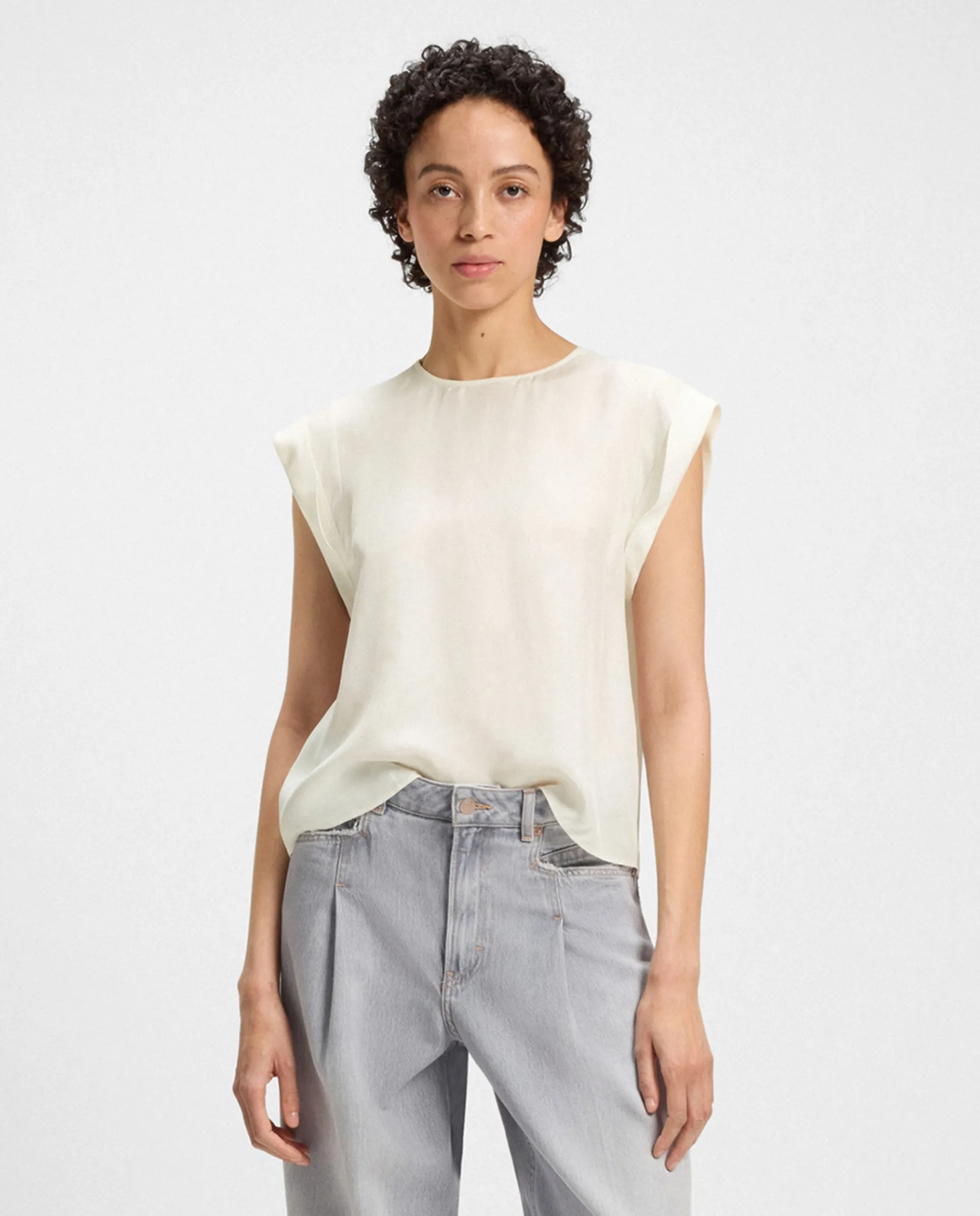 Топ с воротником-стойкой без рукавов Boss Orange, пастельно-розовый
Топ с воротником-стойкой без рукавов Boss Orange, пастельно-розовый