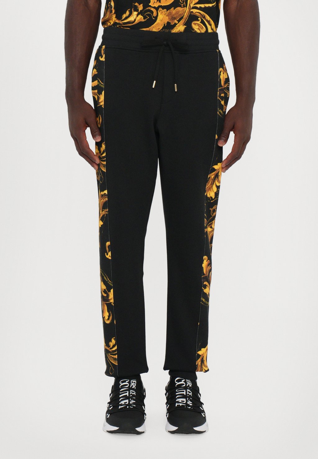 Спортивные штаны BAROCCO Versace Jeans Couture, черный
Спортивные штаны BAROCCO Versace Jeans Couture, черный