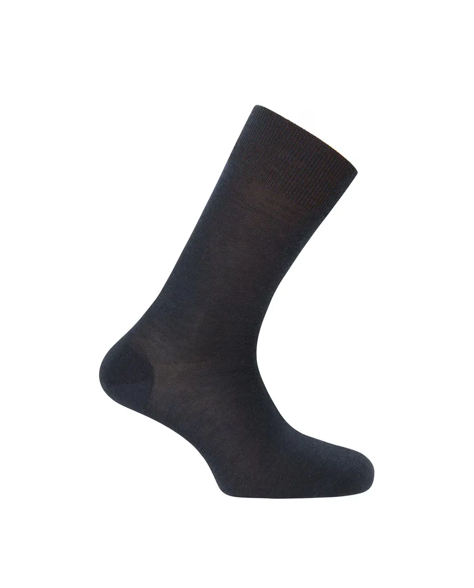 Однотонные мужские носки Punto Blanco из шерсти супермериноса — эластичные, темно-синий
Однотонные мужские носки Punto Blanco из шерсти супермериноса — эластичные, темно-синий