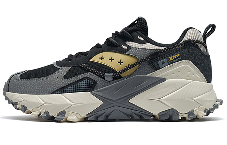 Кроссовки мужские с низким верхом, черные/дымчато-серые Xtep
Кроссовки мужские с низким верхом, черные/дымчато-серые Xtep