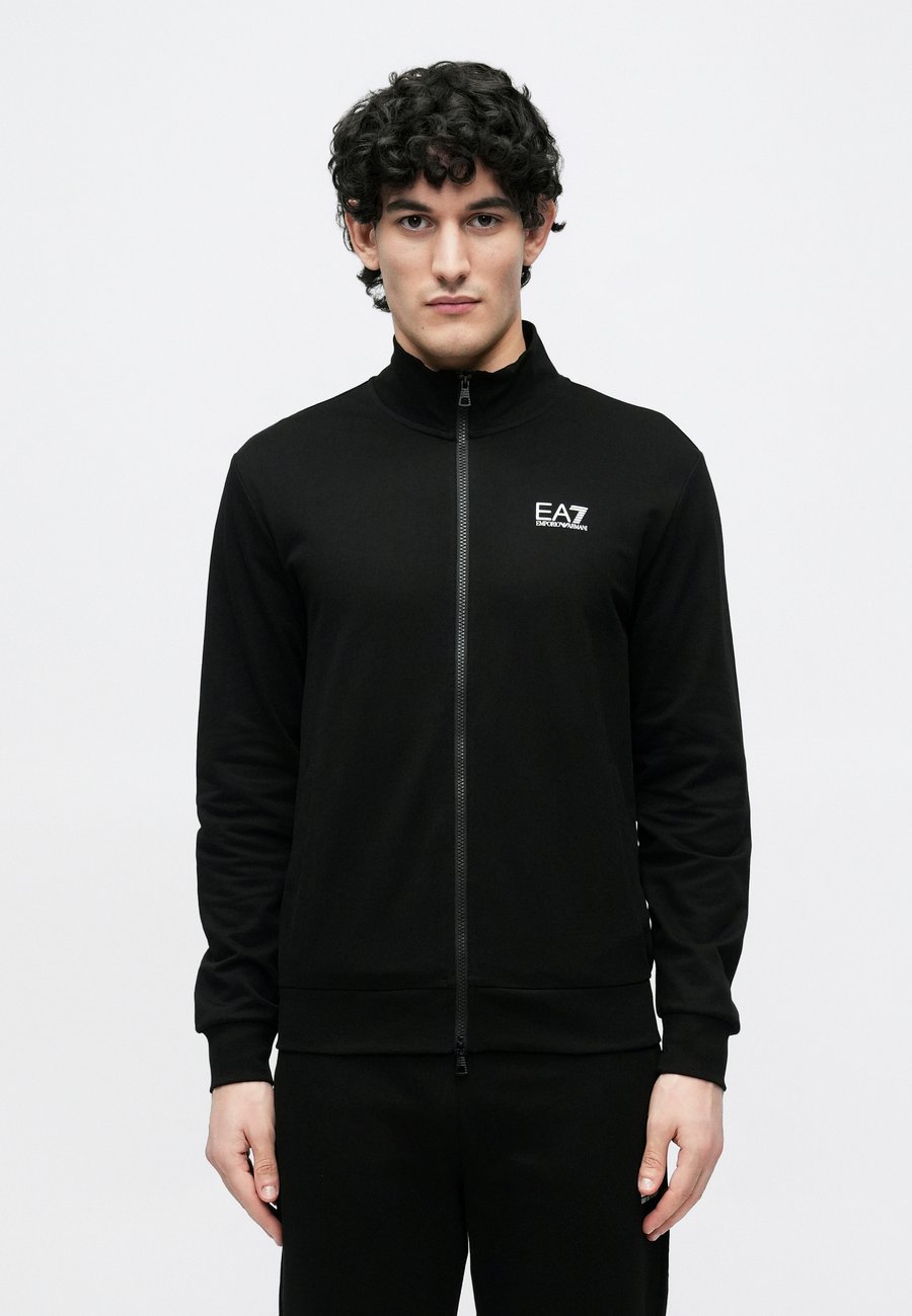 Толстовка EA7 Emporio Armani TRAIN CORE, Black, Черный, Толстовка EA7 Emporio Armani TRAIN CORE, Black
Толстовка EA7 Emporio Armani TRAIN CORE, Black, Черный, Толстовка EA7 Emporio Armani TRAIN CORE, Black