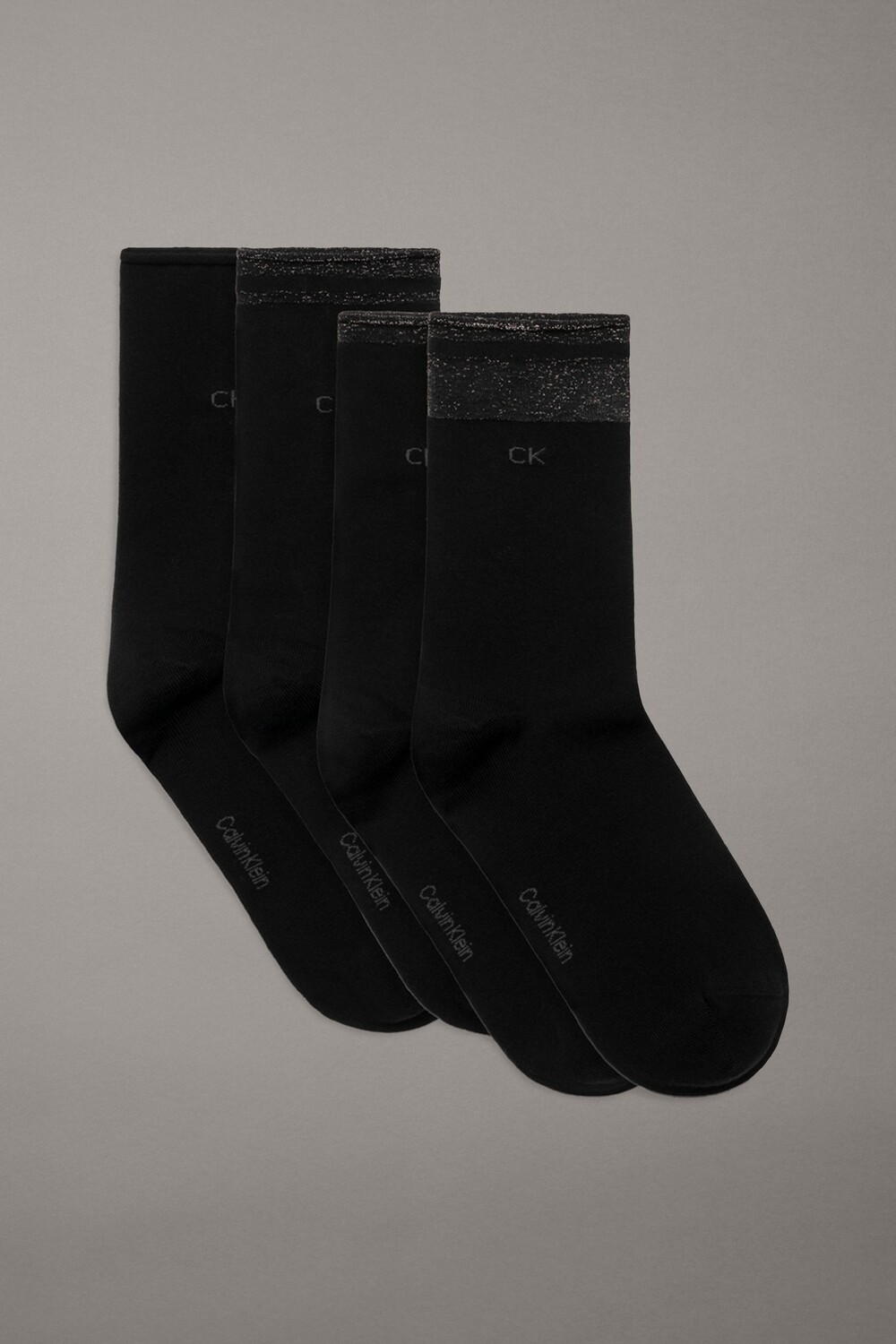 Женские праздничные носки с люрексом, 4 упаковки Calvin Klein, черный
Женские праздничные носки с люрексом, 4 упаковки Calvin Klein, черный