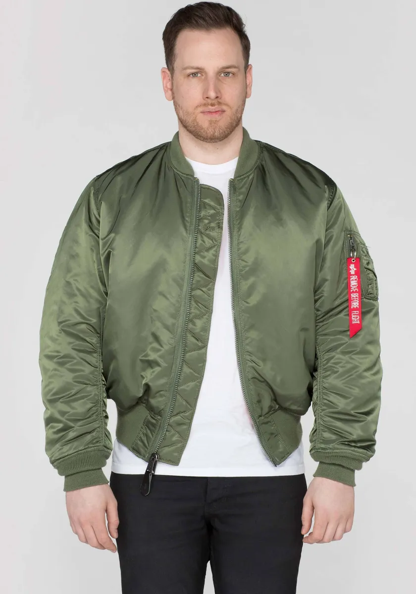 Куртка-бомбер Alpha Industries " Alpha Industries Мужчины - Куртки-бомберы MA-1 (HERITAGE)", зеленый
Куртка-бомбер Alpha Industries " Alpha Industries Мужчины - Куртки-бомберы MA-1 (HERITAGE)", зеленый