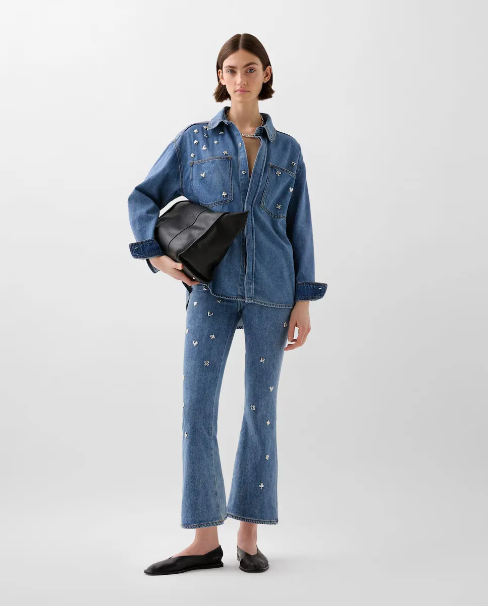 Женские джинсы-клеш с деталями из заклепок Scalpers, индиго/синий
Женские джинсы-клеш с деталями из заклепок Scalpers, индиго/синий