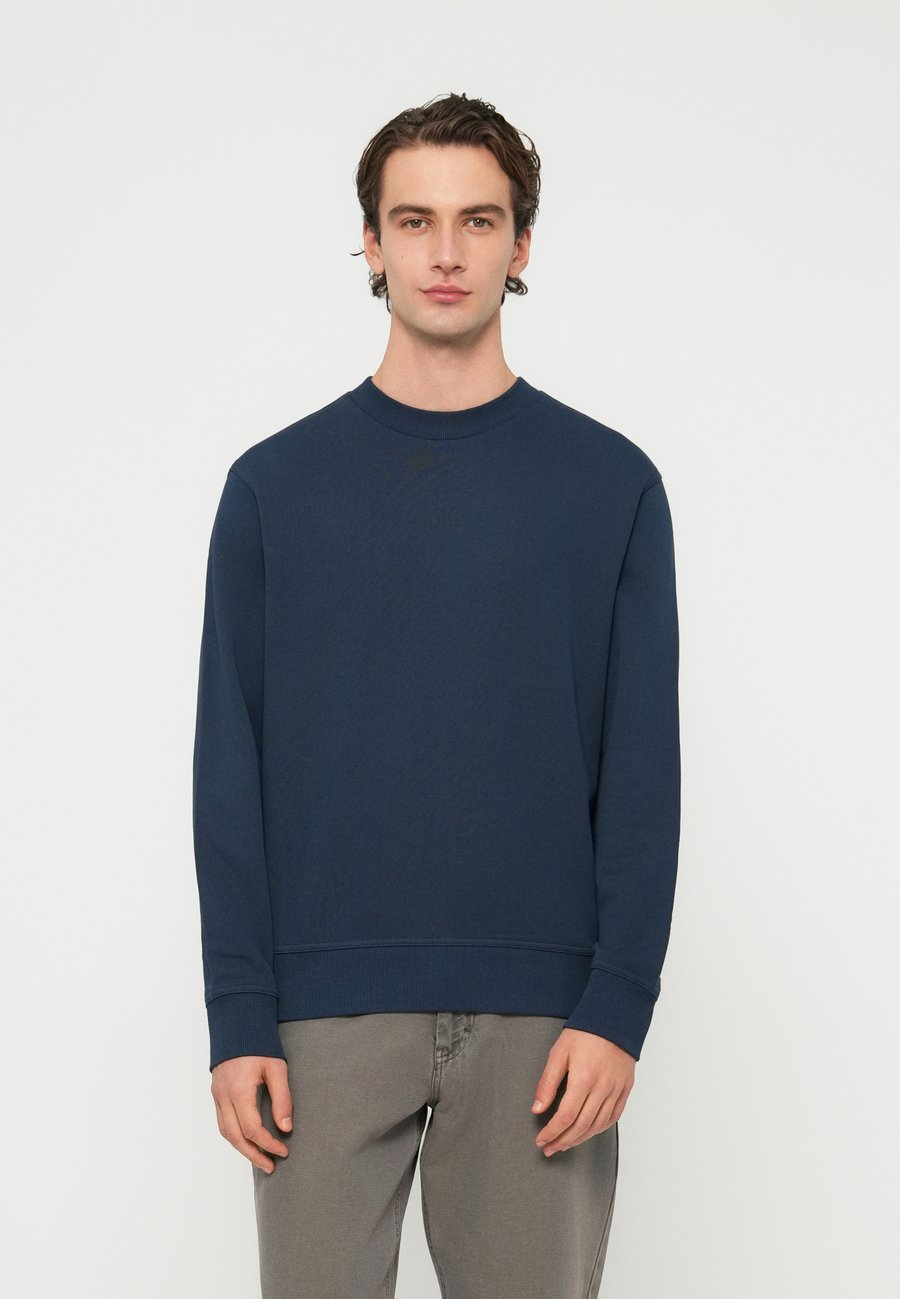 Толстовка BOSS WES MALL CREW, Open Blue/Dark Blue
Толстовка BOSS WES MALL CREW, Open Blue/Dark Blue