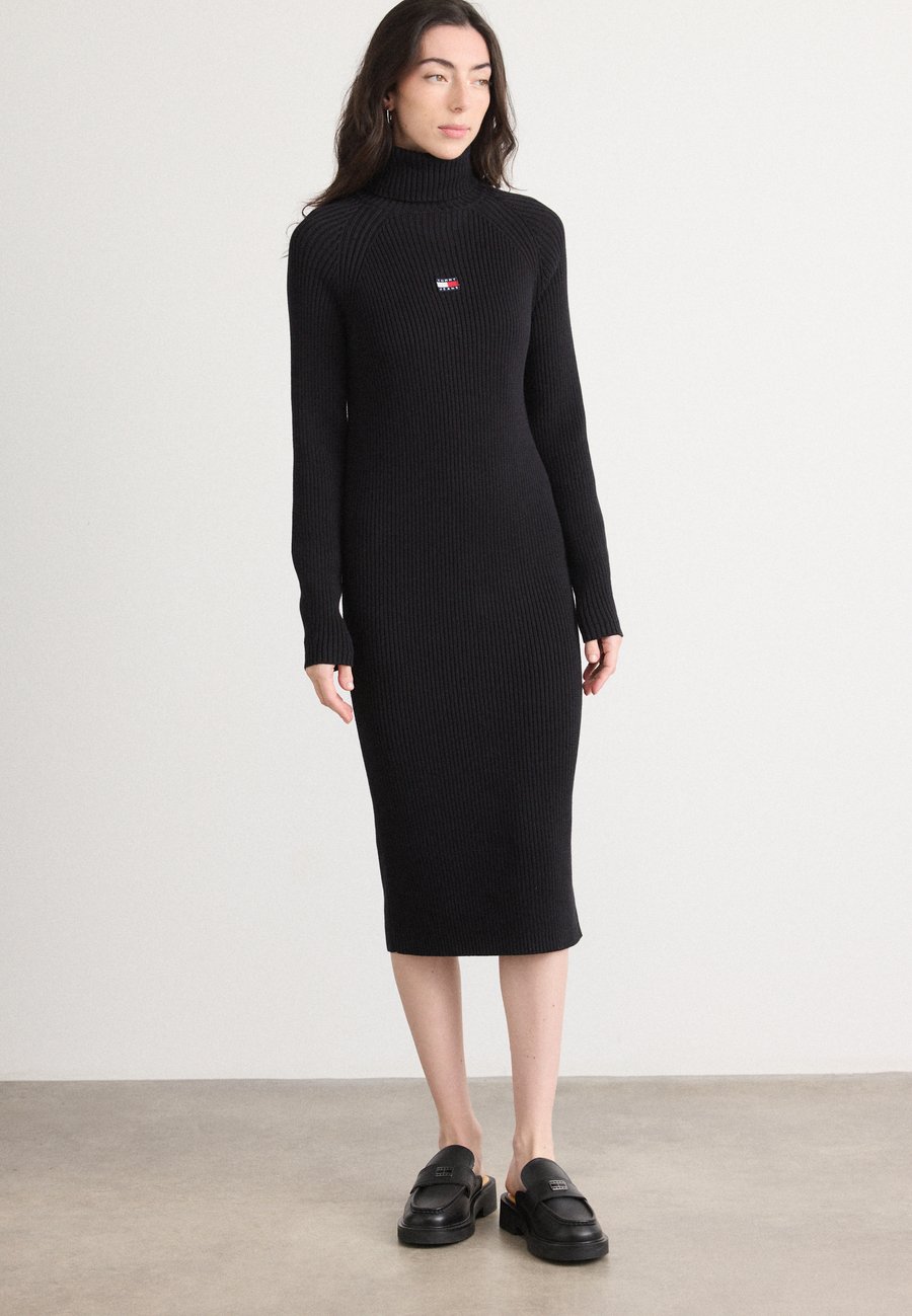 Платье Tommy Jeans MOCKNECK, Black
Платье Tommy Jeans MOCKNECK, Black