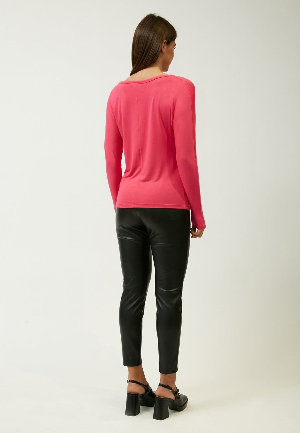 Топ с длинными рукавами BATWING SLEEVED TEE INFLUENCER, розовый
Топ с длинными рукавами BATWING SLEEVED TEE INFLUENCER, розовый