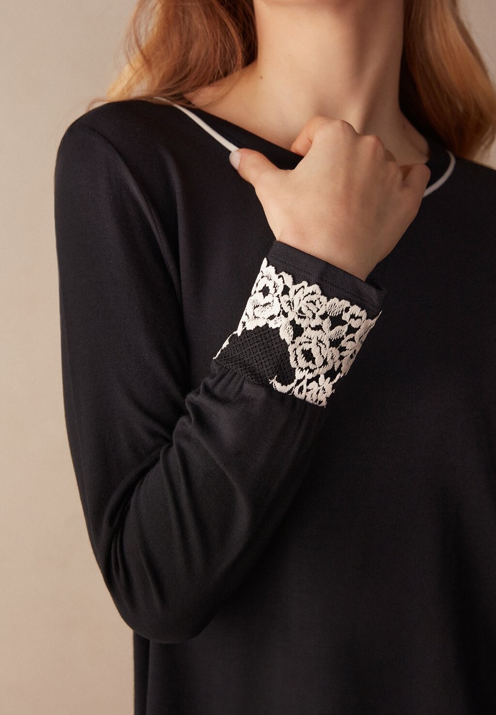 Верх пижамы PRETTY FLOWER Intimissimi, черный
Верх пижамы PRETTY FLOWER Intimissimi, черный