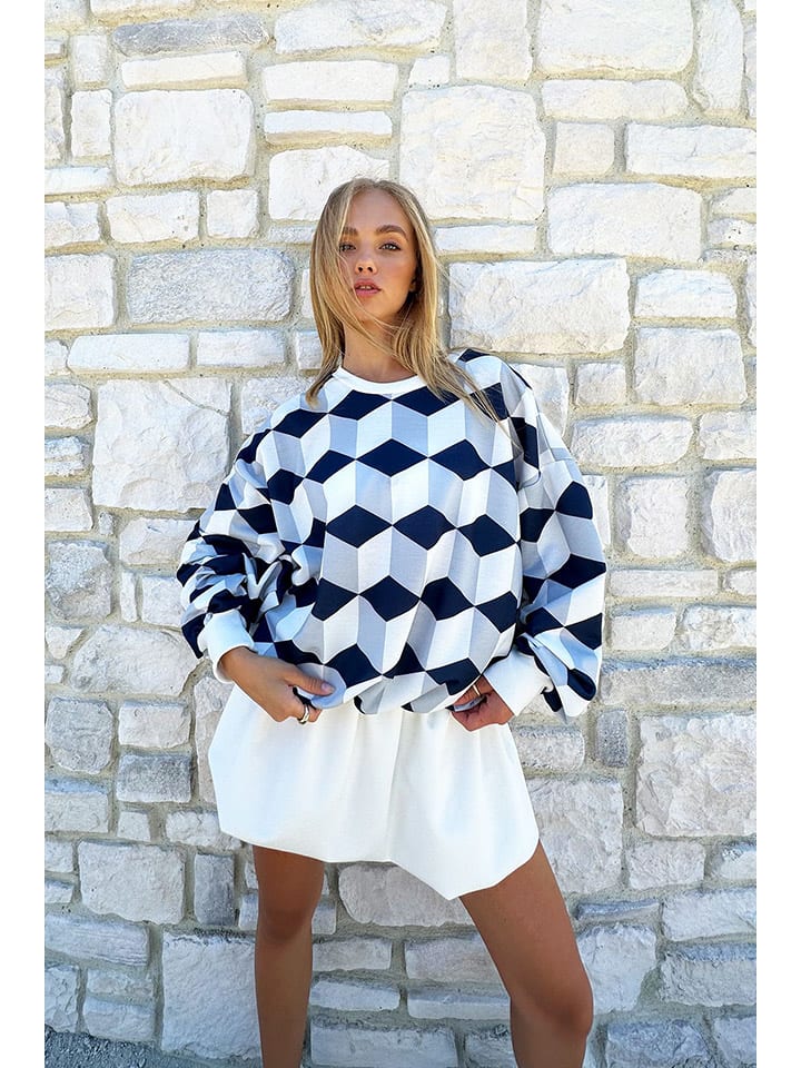 Толстовка trendyol
Толстовка trendyol