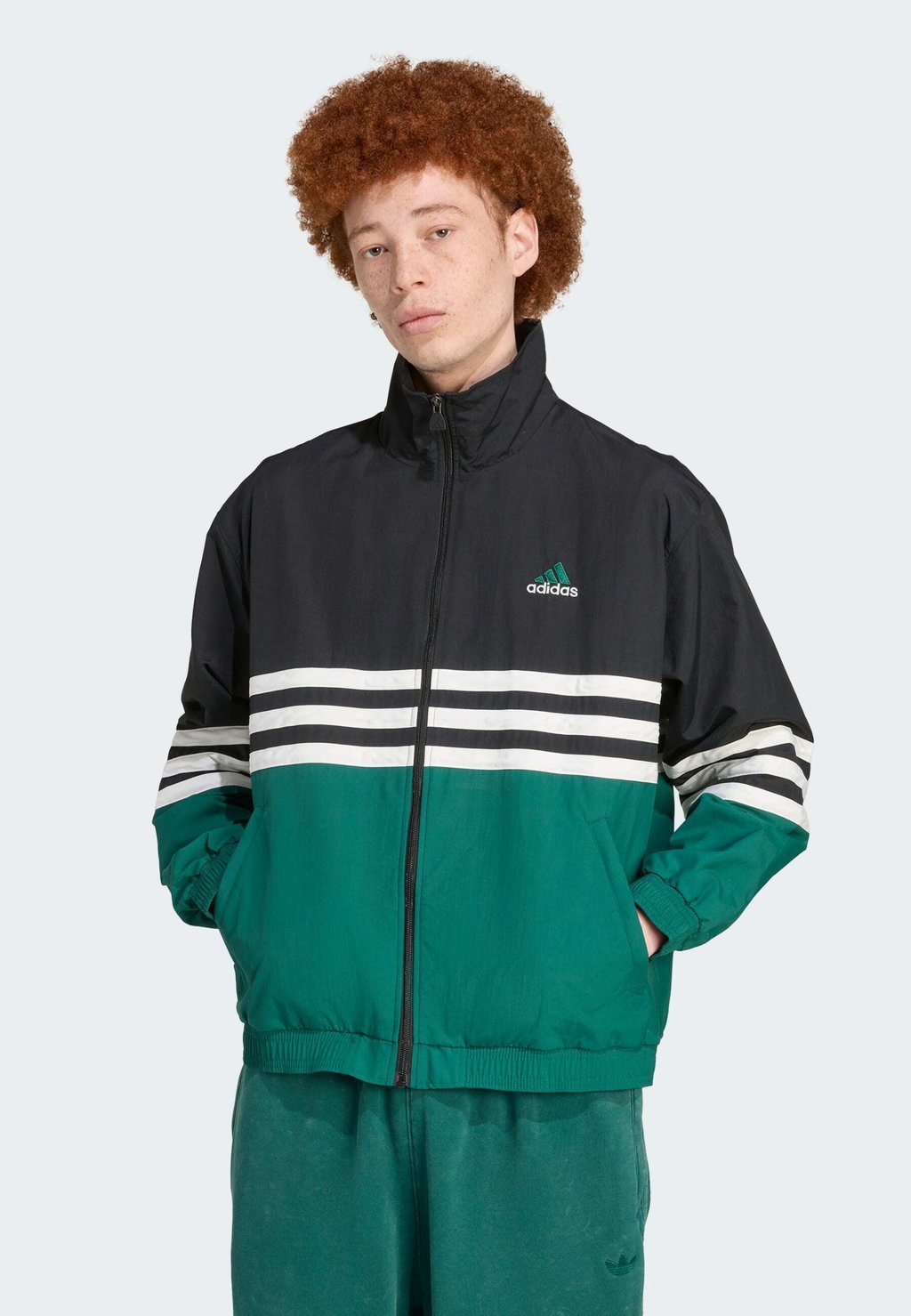 Легкая куртка ARCH TT Adidas Originals, черный
Легкая куртка ARCH TT Adidas Originals, черный