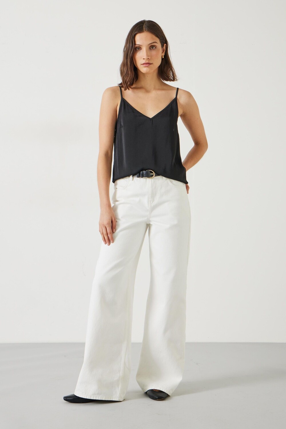 Незаменимый камзол Hush, черный
Незаменимый камзол Hush, черный