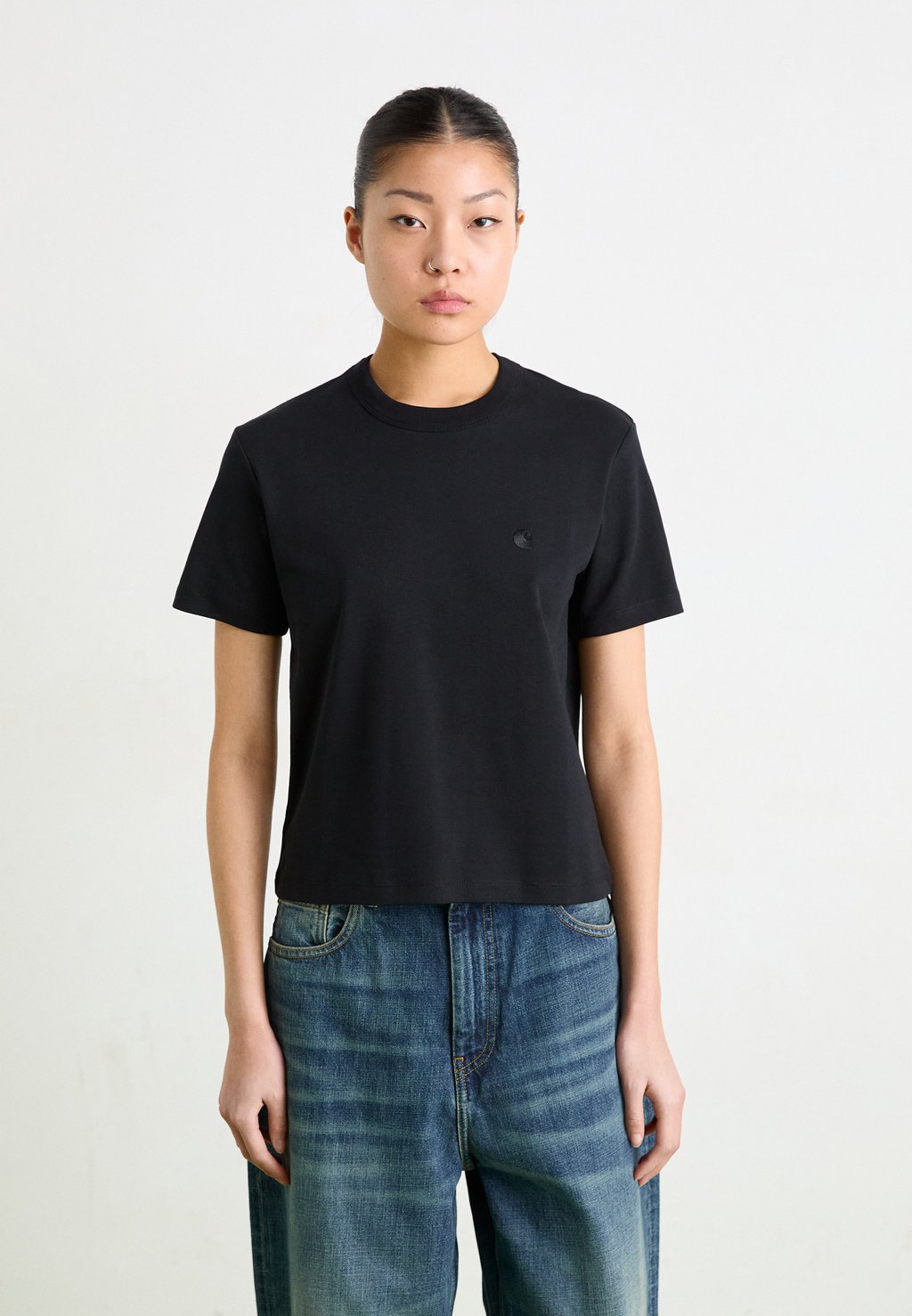 Базовая футболка LUCA Carhartt WIP, черный
Базовая футболка LUCA Carhartt WIP, черный